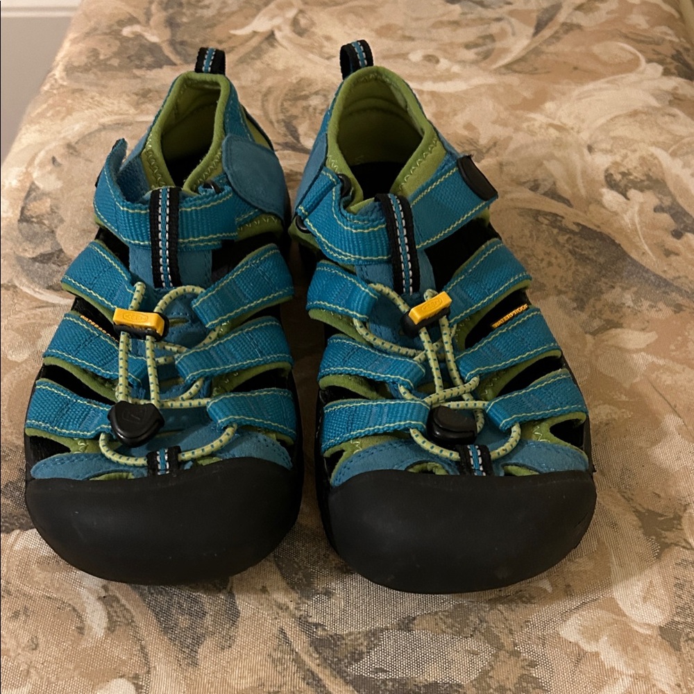 Keen Newport waterproof, washable sandals.EUC. Unisex EUR 38 US Women 7 US Men 5